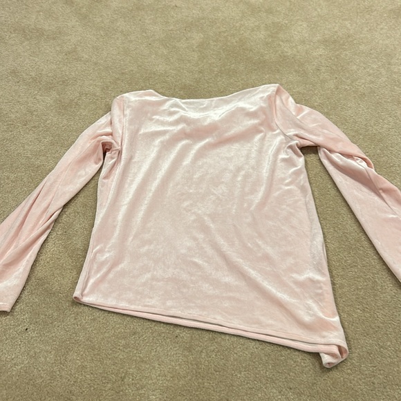 Pink Velour NY&CO Top - Picture 2 of 3